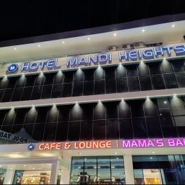 Hotel Mandi Heights - Bar, Fine Dining & Banquet Hall, hotel in Mandi