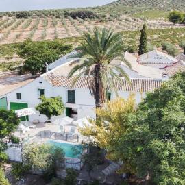 Cortijo Don Simón, hotel u gradu 'Cabra'