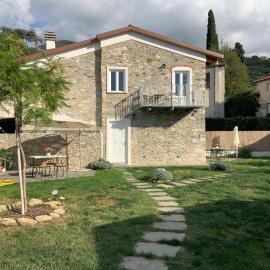 Antica casa nel borgo