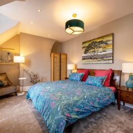 Luxury Central Home - Parking & EV point, Superking bed, hotel in Canterbury