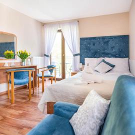ReveliQa - pokoje gościnne i apartamenty