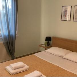 Theros Garden House, hotel a Roussopoúlion