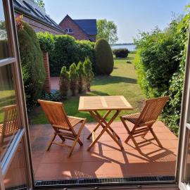 Ferienwohnung Abendstimmung mit Terrasse