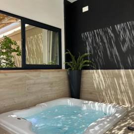 Romantic apartments โรงแรมในชิเบนิก