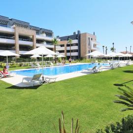 Premium apartment @ Flamenca Village with pool view VDE-137, hotel in Orihuela Costa
