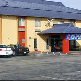 Motel 6-Moriarty, NM, hotel in Moriarty
