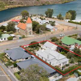 Victorian Villa - Cromwell Holiday Home