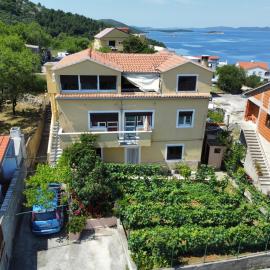 Apartments with parking space Sali, Dugi otok - 16324