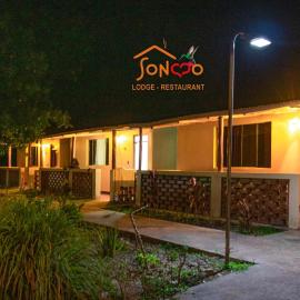 SONCCO LODGE-RESTAURANT, hotel u gradu Quillabamba