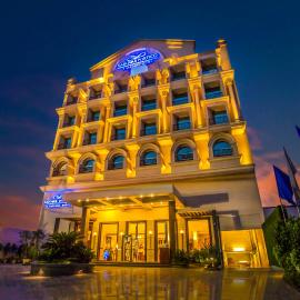 Sarovar Portico- Jalandhar, ξενοδοχείο σε Jalandhar