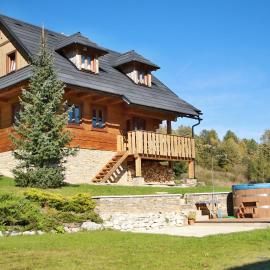 Drevenica Čakanka a Drevenica Nezábudka, хотел в Терчова