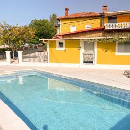 Cantabria Collection - Espectacular casa con piscina y jardín