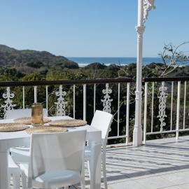 Nahoon Beach Villas Self Catering Apartments, hotel en East London