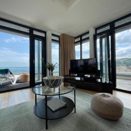 Riviera Apartments - Five Stylish Penthouse Apartments with Unrivalled Sea Views of Teignmouth, Shaldon, The Jurassic Coastline & The Teign Estuary, hotel v mestu Teignmouth