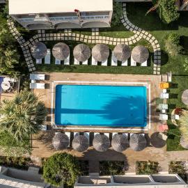 Aeolos Boutique Hotel & Suites, hotel a Kalamaki