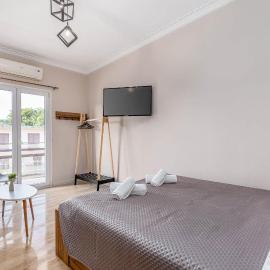 Luna solari Apartment, hotell i Mantoúkion