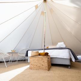 Pure Glamping Guilderton – hotel w mieście Guilderton