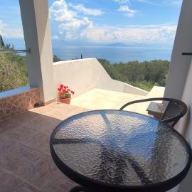 King Size bed, Terra relaxa, Vista al mar, near Achilleio, hotel u gradu Achílleion