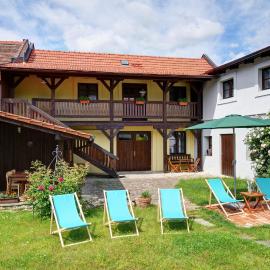 Penzion Na Letním bytě: Kouřim şehrinde bir otel