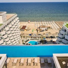 Studio Cornelia Seaview Spa&Pool in Infinity Beach Resort