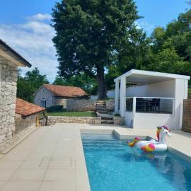 Tailor's house, hotel u gradu Labin