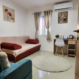 Краткосрочная посуточная аренда Бат-Ям!, hotel di Bat Yam