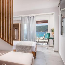 Ploumisti Sea View Suite