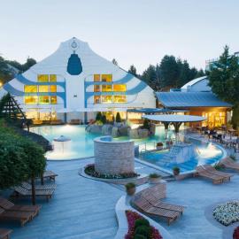 Hotel Carbona Thermal Spa, hotelli kohteessa Hévíz