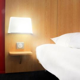 Hôtel Inn Design Vierzon، فندق في فييرزو