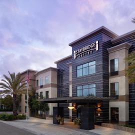 Staybridge Suites Carlsbad/San Diego by IHG, ξενοδοχείο σε Carlsbad