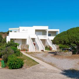 Tselios Apartments & Studios, hotell i Kiotari