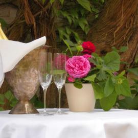 SchlossparkFerienwohnungen Rheinsberg mit Garten, hotel a Rheinsberg