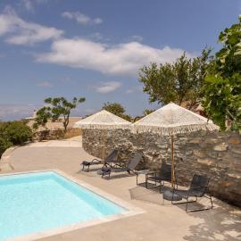Kea Villa Thea- Villa Ilios、Vourkarionのホテル