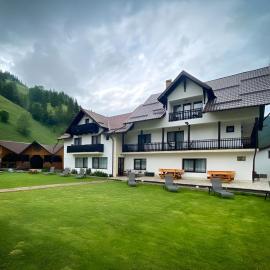 Camere de închiriat Larisa – hotel w mieście Moieciu de Sus