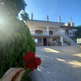 VILA PASHA, hotel in Sarandë