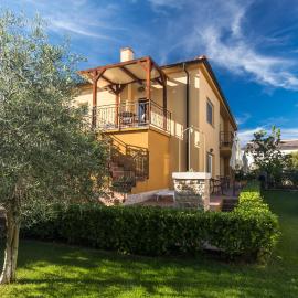 Apartmani LAURA Krk