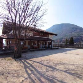 Agriturismo Le Cavade, hotel in Cembra