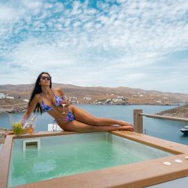 Suite Agia Irene Kythnos, hotell i Kakóvolon