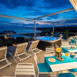 Bed&Breakfast Novalis, hotel en Novalja
