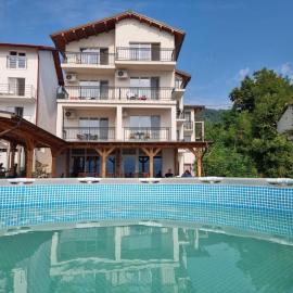 Casa Soarelui, hótel í Eşelniţa