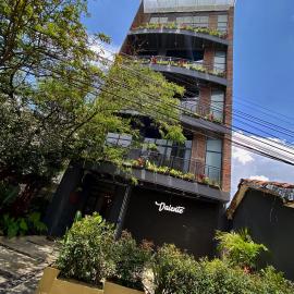 Royal Living Poblado
