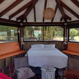 Cottage Suite en Guatapé-Desayuno- Sauna Finlandes, hotel in Chiquinquirá