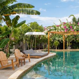 Gili Teak Beach Front Resort