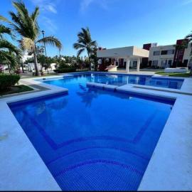 Maktub Casa AcaCancún, hotel v destinácii Barra Vieja