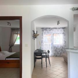 Nice apartment (1) for 2-4 in 60m to beach