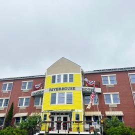 Camden Riverhouse Hotel and Inn, Hotel in Camden