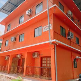 Jerrys Holiday Home, hotel in Merces