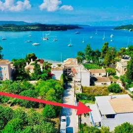 OctopusGarden Apartments Porto Cheli، فندق في Rozaíika