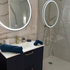 Appartement de charme 80m2 – hotel w mieście Givors