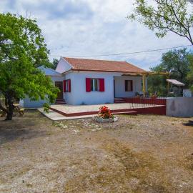 Villa Panos